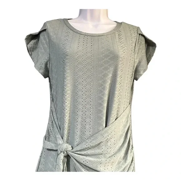 NWT Blooming Jelly Blue/Green Dress - Size Medium - Picture 2 of 9